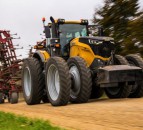 US tractor and combine sales remain ‘positive’ through 2018