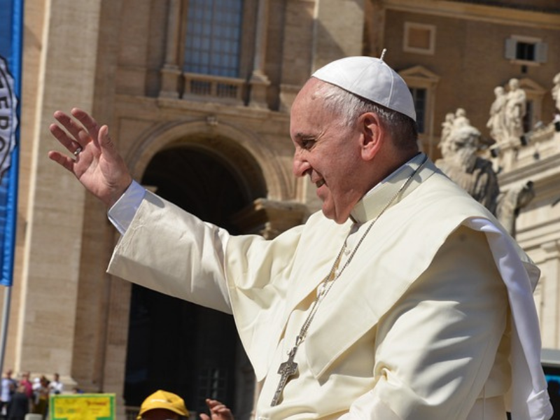 Pope Francis calls for support on abandonment of fossil fuels
